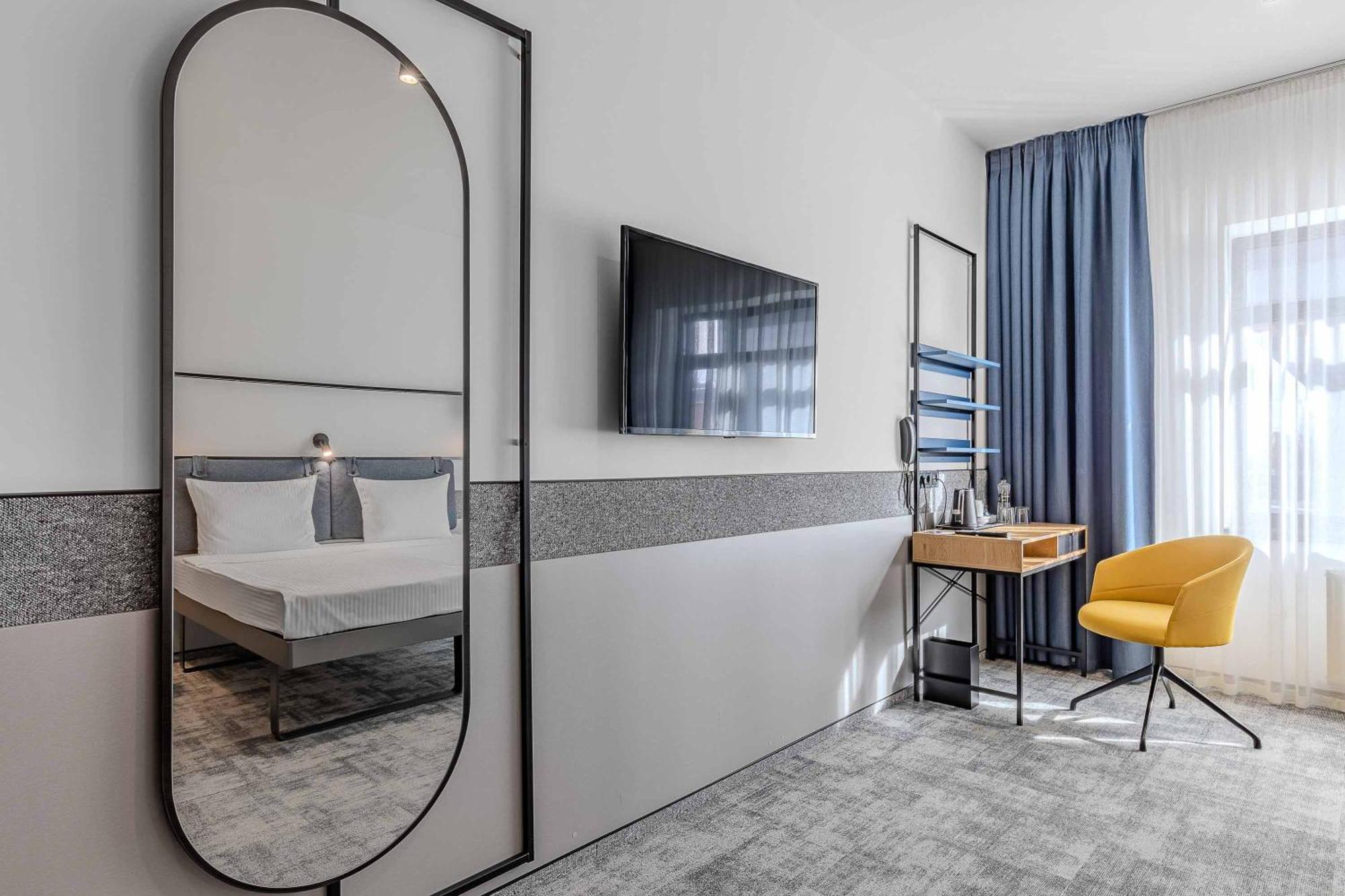 Iq Hotel Київ Екстер'єр фото